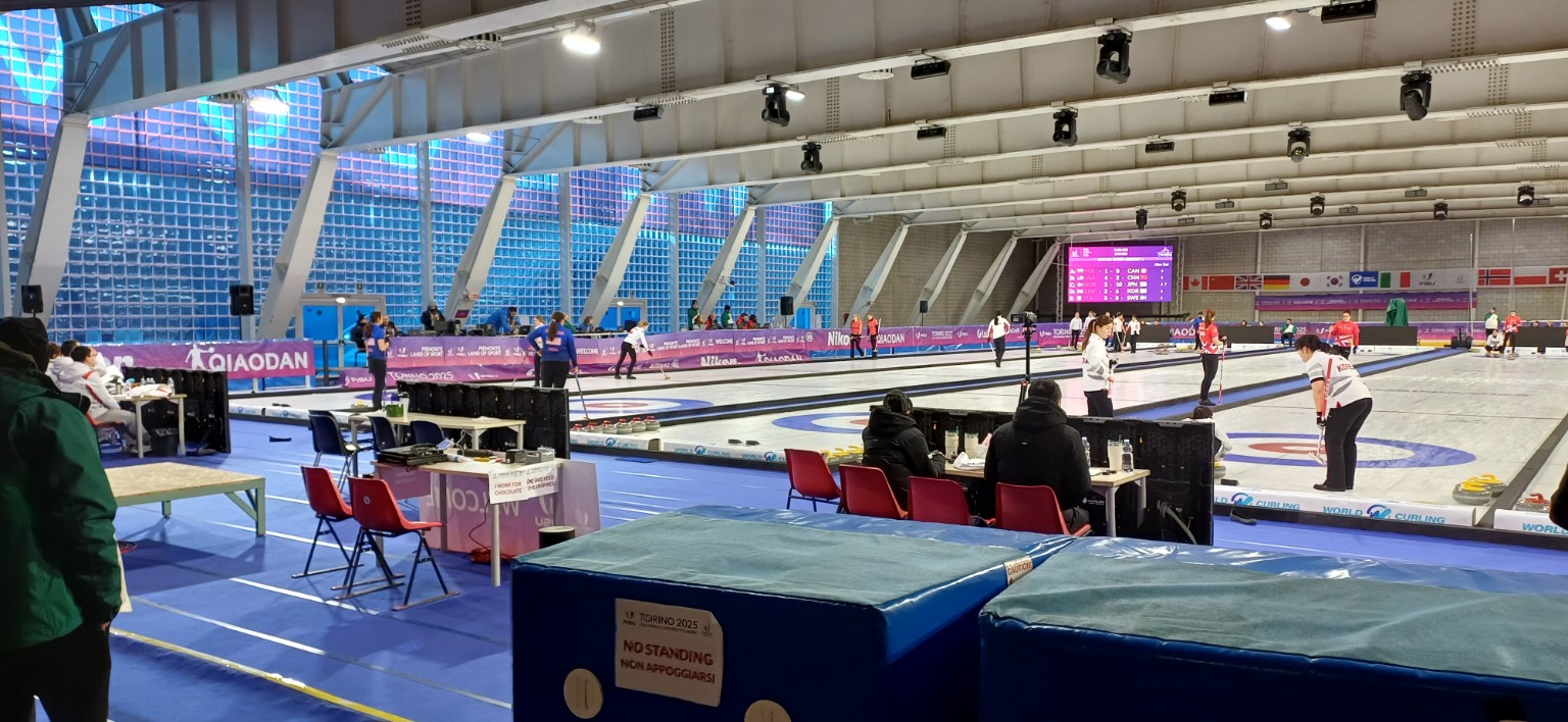 Curling at PalaTazzoli